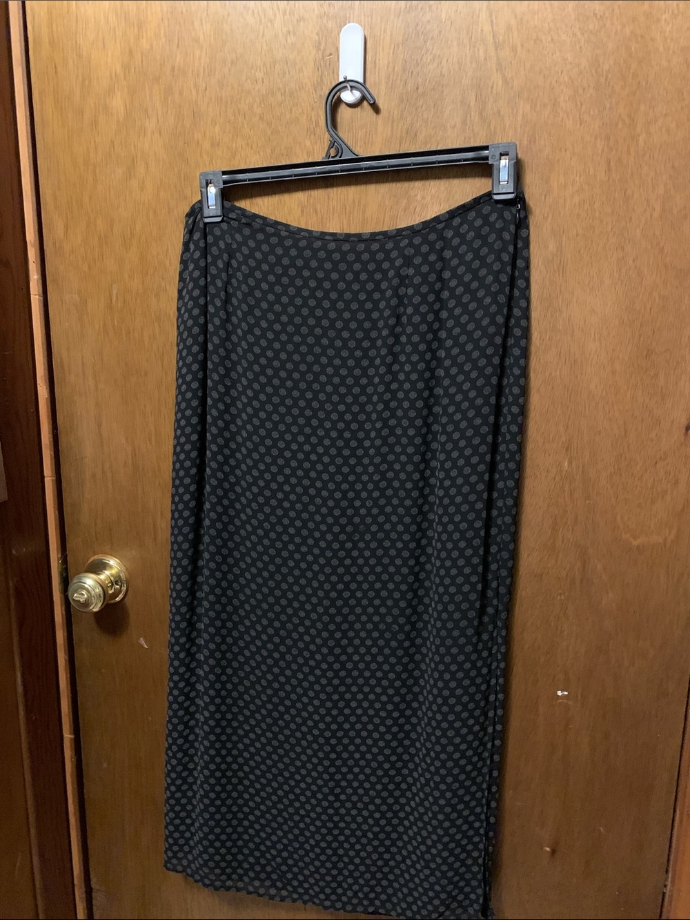 Kasper Black Maxi Skirt with Small Dark Gray Dot Print
